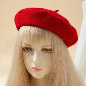 SOLD OUT 🎈Elegant Red Beret for Women